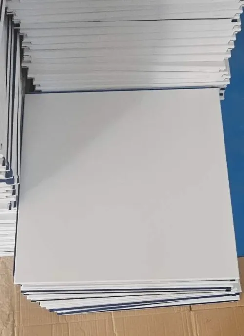 Faux plafond démontable en Aluminium