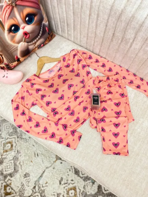 Pyjama gros solde 450 Da 