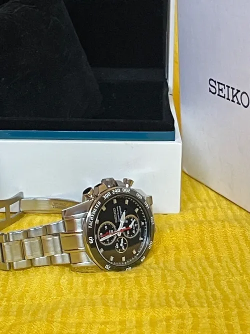 SEIKO SPORTURA LUNETTE CÉRAMIQUE 