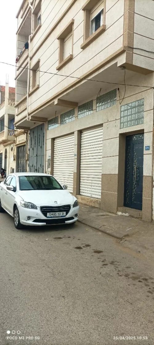 Location Local Oran Hassi ben okba