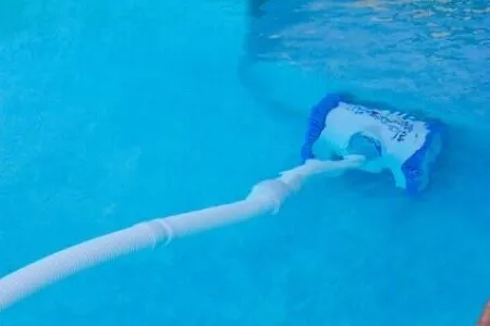 Entretien des piscines , filtration 