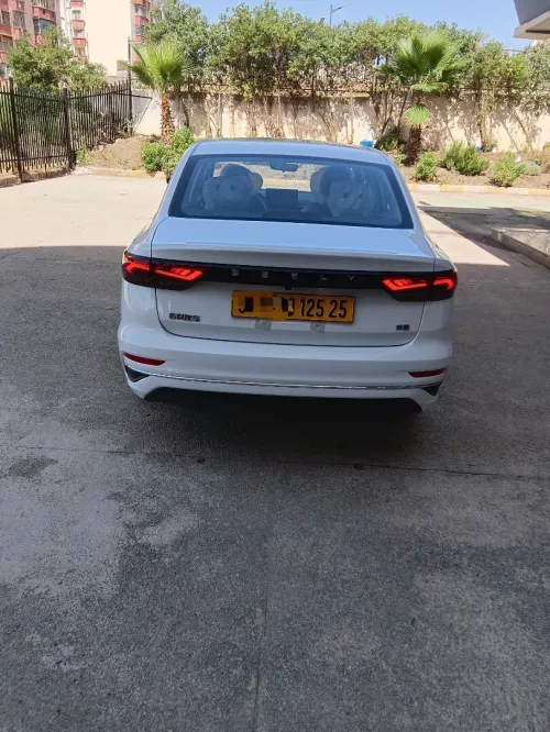 Geely Emgrand 2025 Essentiel 