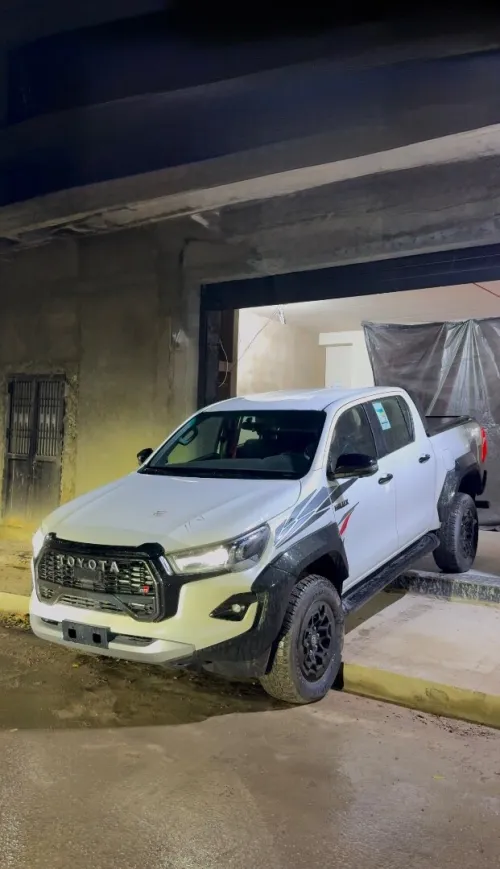 Toyota Hilux 2025 GR