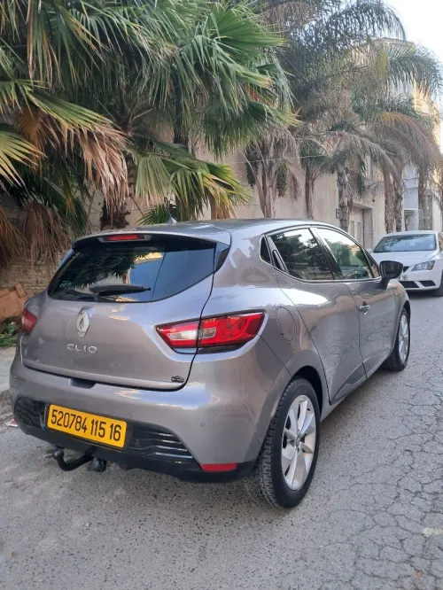 Renault Clio 4 2015 Limited 2