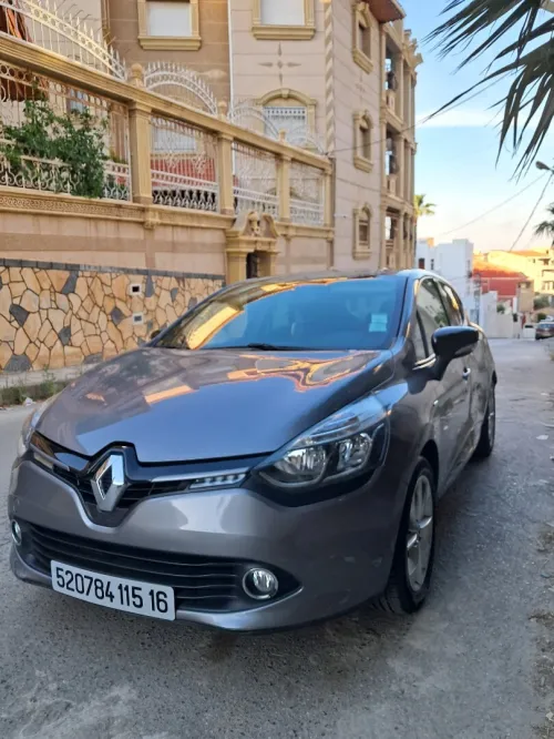 Renault Clio 4 2015 Limited 2