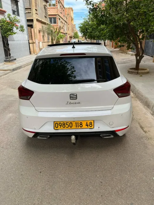 Seat Ibiza 2018 HIGH 5