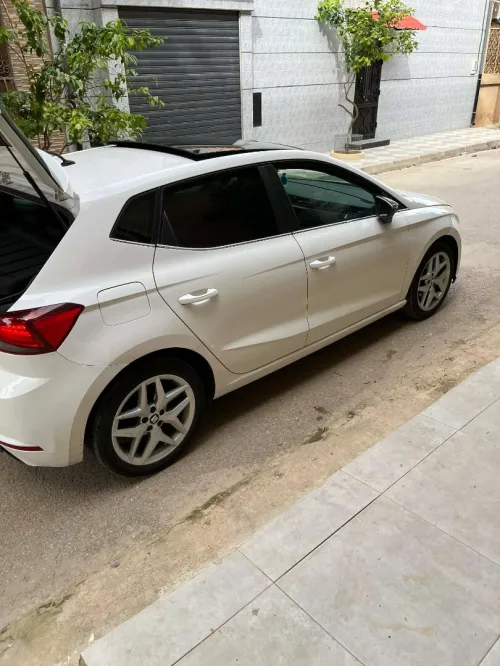 Seat Ibiza 2018 HIGH
