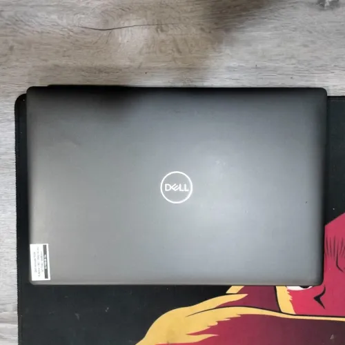 Dell I5-8eme / 8 Ga DDR4 /  256 NVMe / 14 FHD IPS / Batterie 4h + chargeur Original