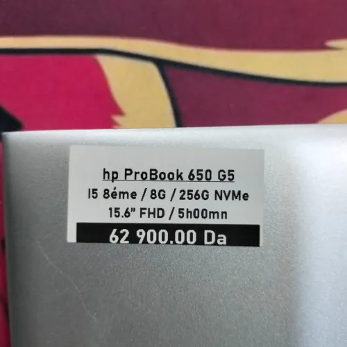 HP  I5-8eme / 8 Ga DDR4 / 256 NVMe / 15.6 FHD IPS / Batterie 5h + chargeur Original