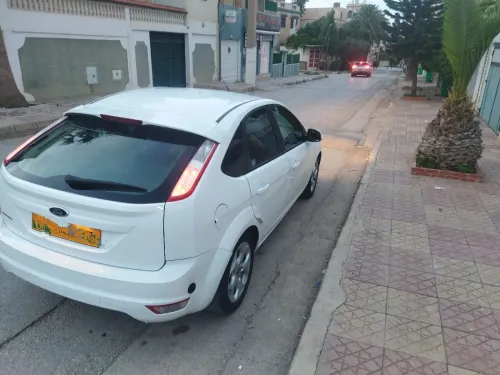 Ford Focus 4 portes 2011 Focus 4 portes