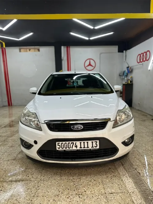 Ford Focus 4 portes 2011 Focus 4 portes
