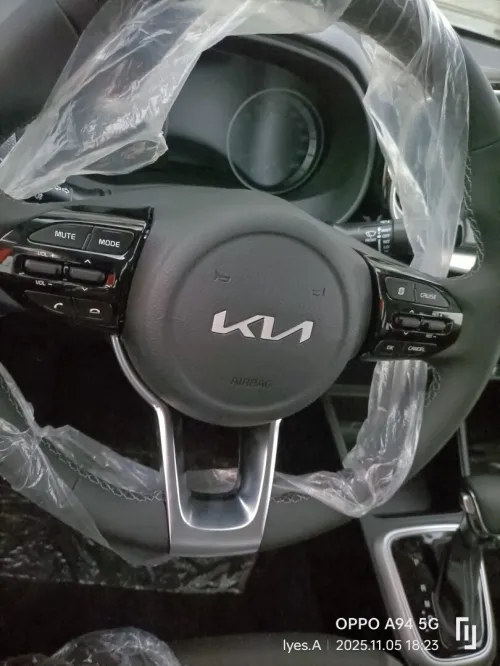 Kia KX1 2025 Kia KX1 Luxury