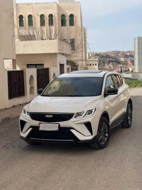 Geely Coolray 2025 
