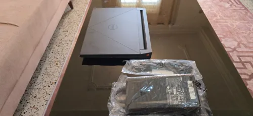 Dell G15.  CPU intel I9 13900HX 2.20 GHZ. RAM 32GB  DISK 2TO.  GPU NVIDIA GeForce RTX 4060 16Gb
