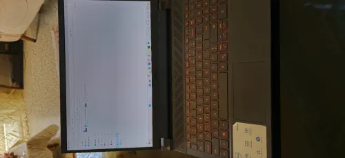 Dell G15.  CPU intel I9 13900HX 2.20 GHZ. RAM 32GB  DISK 2TO.  GPU NVIDIA GeForce RTX 4060 16Gb