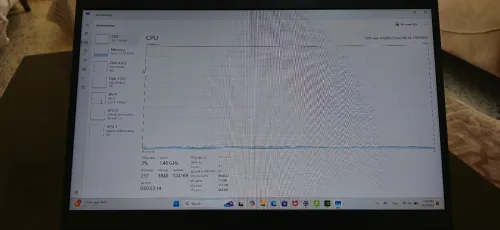 Dell G15.  CPU intel I9 13900HX 2.20 GHZ. RAM 32GB  DISK 2TO.  GPU NVIDIA GeForce RTX 4060 16Gb