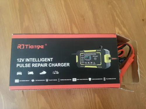 CHARGEUR DE BATTERIE INTELLIGENT 12 VOLTS
