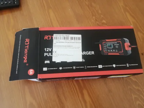 CHARGEUR DE BATTERIE INTELLIGENT 12 VOLTS