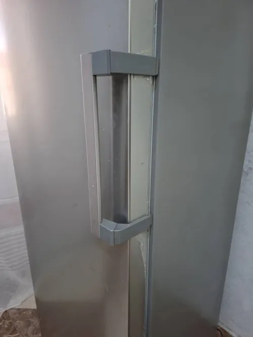 Frigo vertical