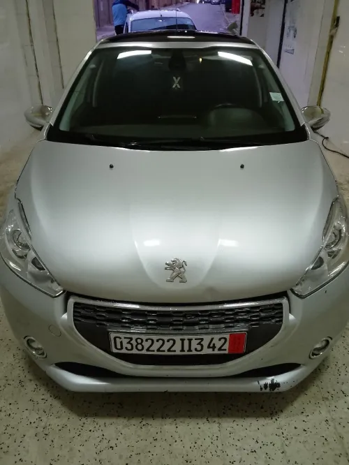Peugeot 208 2013 Allure