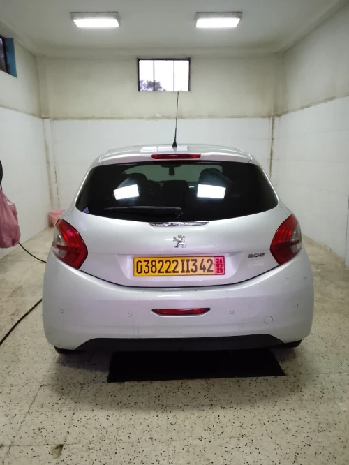 Peugeot 208 2013 Allure