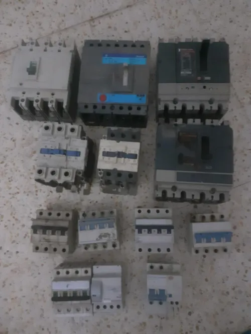 Disjoncteur marlin gerin 100a 