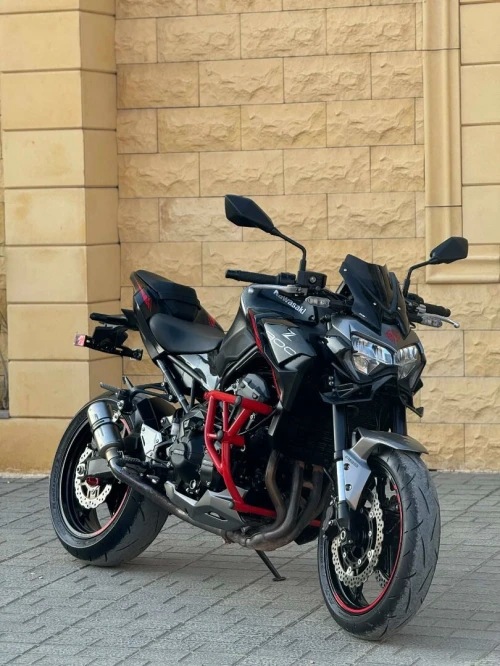 Kawasaki Z900 2023