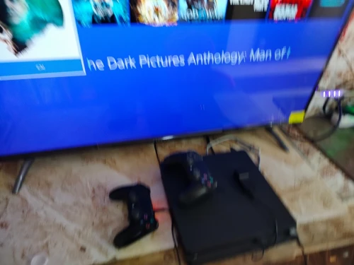 PlayStation 4 Slim 1TB Flash