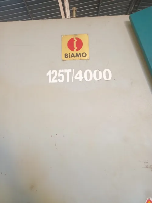 Plieuse hydraulique 125T