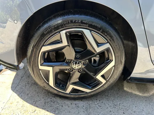 Volkswagen Golf 8 2025 R-Line