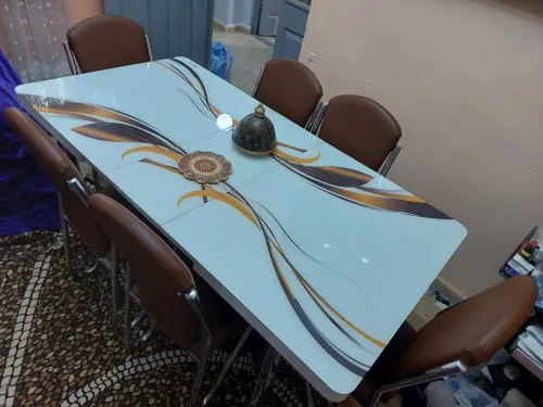 Table 6 chaise