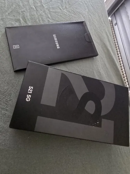 Samsung S21 