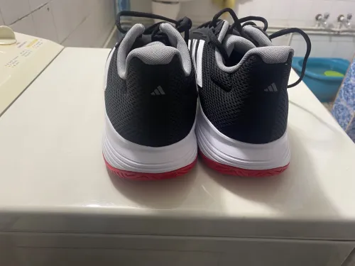 pointure 48 adidas original neuf