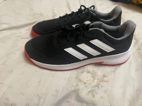 pointure 48 adidas original neuf