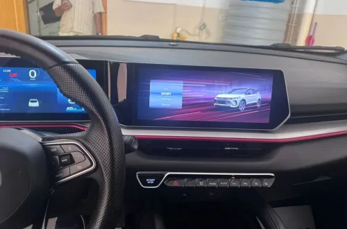 Geely Coolray 2024 