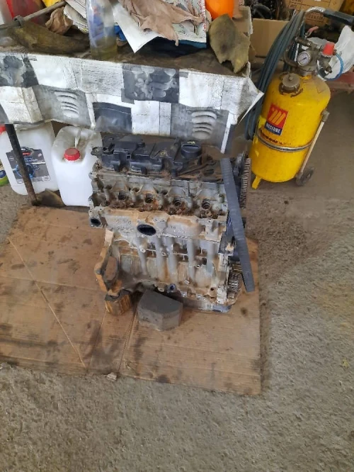 Moteur Peugeot Partner Tepee 1.6 HDi - 115 Ch