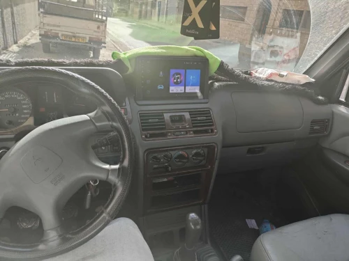 Mitsubishi Pajero Court 1997 Pajero long