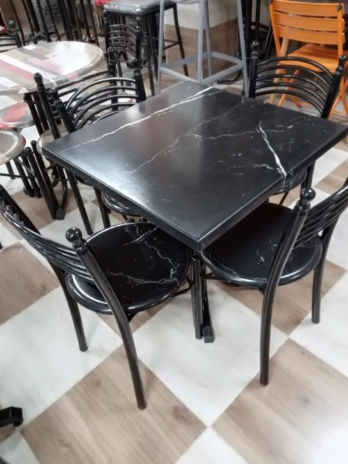 Table cafétéria et fast food