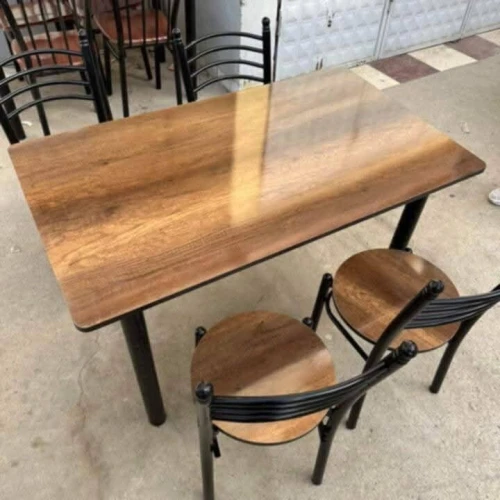 Table Rèsin