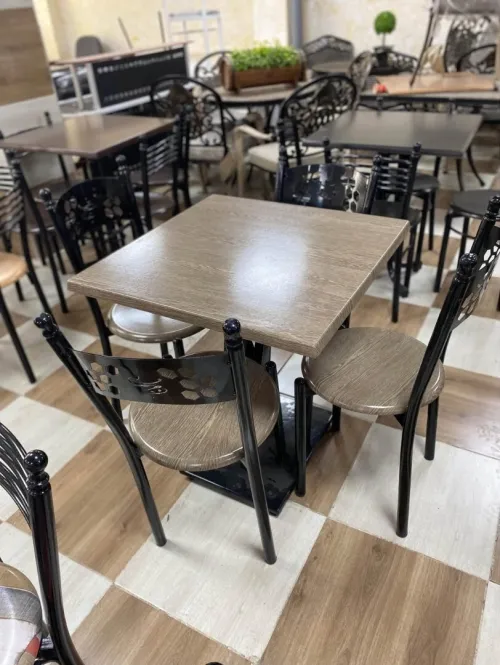 Table cafétéria et fast food