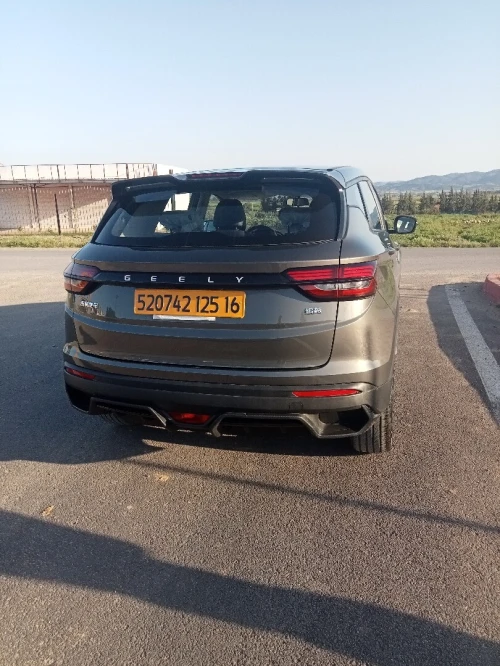 Geely Coolray 2025 