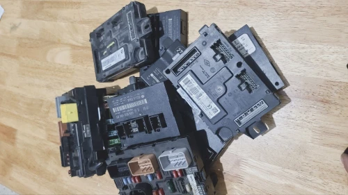 MODULE Confort BCM BSI UCH SAM