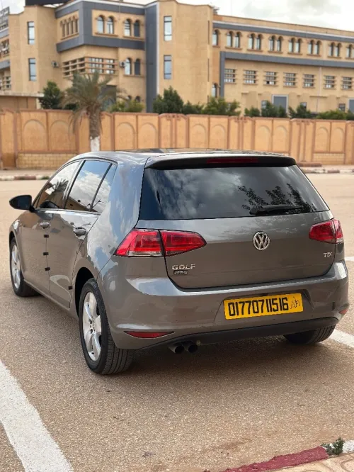 Volkswagen Golf 7 2015 Trendline +