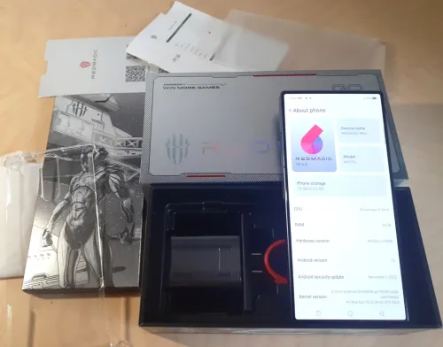 Nubia Red Magic 8 Pro – Puissance ultime : 16/512 Go, Snapdragon 8 Gen2, 6000mAh