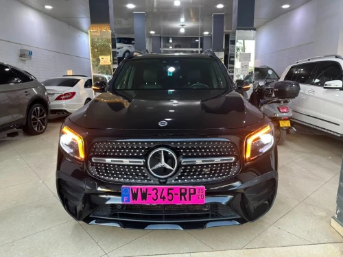 Mercedes GLB 2023 AMG  7 blace