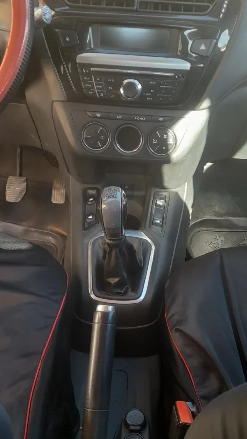 Peugeot 301 2013 Allure
