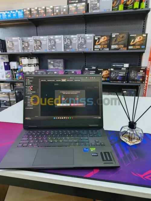 Laptop  gamer HP OMEN 16 CPU Intel i7-13700HX Ram 32GB 4800Mhz DRR5 SSD NVme 1tb GPU rtx4070 Black