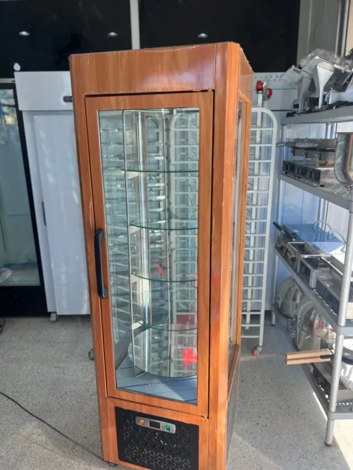 Vitrine réfrigérée rotative ( scaiola )