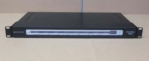 Switch KVM BELKIN OmniView PRO3 8 ports