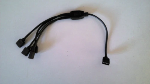 Câble 4 pins pour ventilateur ou éclairage LED